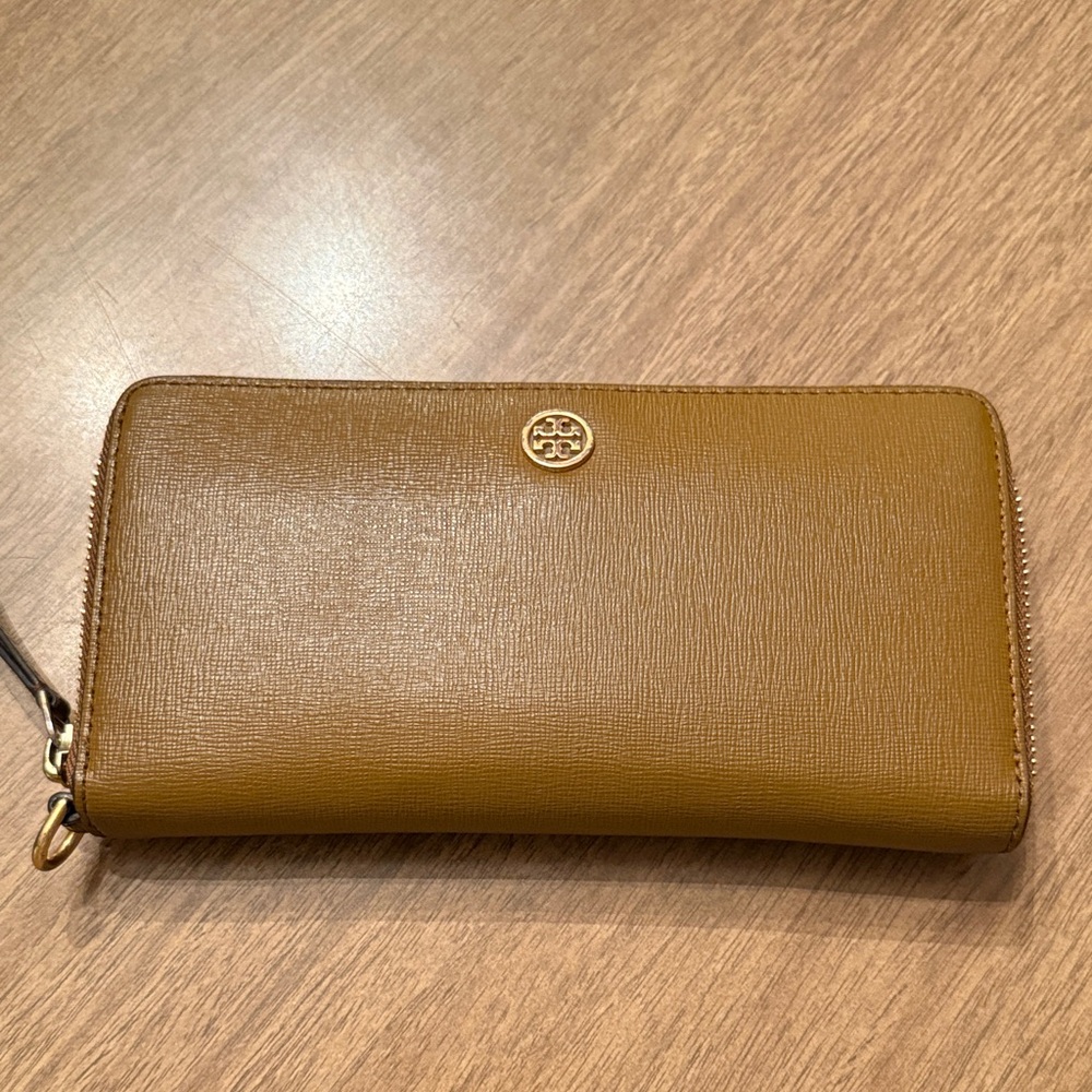 Tory Burch Tan Leather Zip Wallet